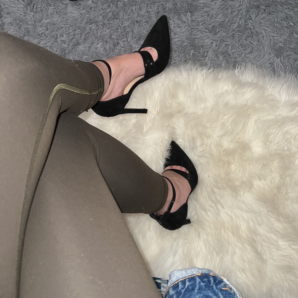 Nine West ankle strap Pumps